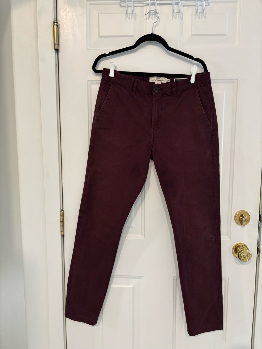 H&M - Men's Maroon Chinos - Classic Straight Fit